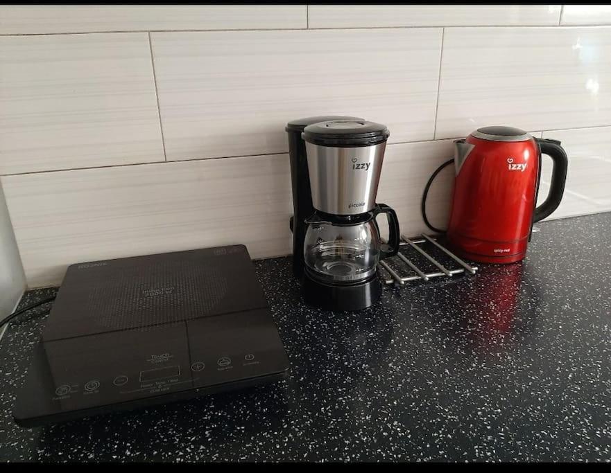 2 Bedrooms Apartment Close To Metro Dafni In Athens Ngoại thất bức ảnh
