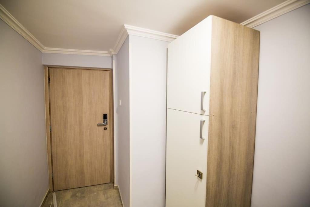 2 Bedrooms Apartment Close To Metro Dafni In Athens Ngoại thất bức ảnh