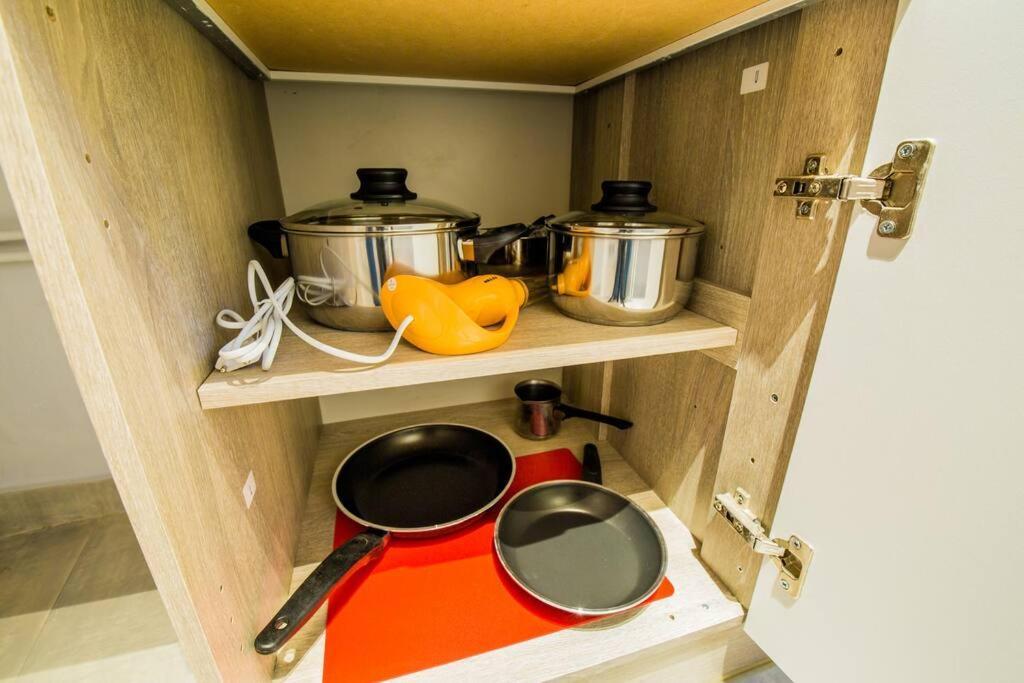 2 Bedrooms Apartment Close To Metro Dafni In Athens Ngoại thất bức ảnh