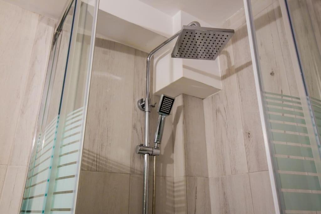 2 Bedrooms Apartment Close To Metro Dafni In Athens Ngoại thất bức ảnh